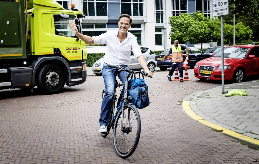 Mark rutte op de fiets.jpeg