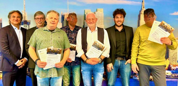 Opleiding Dreigingsinschatting Diploma uitreiking 1 (1).jpeg