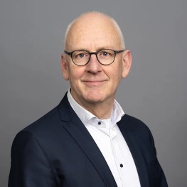 Martin van Manen Opleiding Anti Money Laundering.jpeg